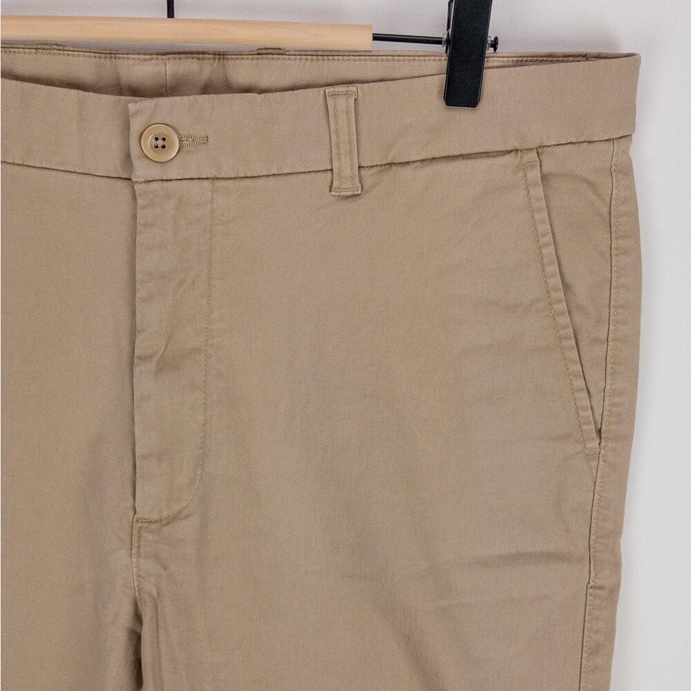 Roundtree & Yorke Chino Men's 38x36L Pants Beige NWTs Cotton Blend - Picture 2 of 14